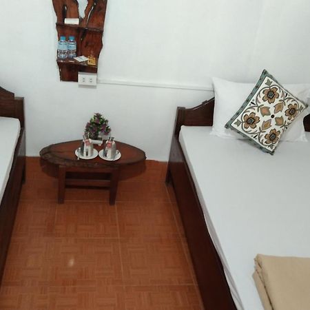 Amphai Guest House Нонгкио Экстерьер фото